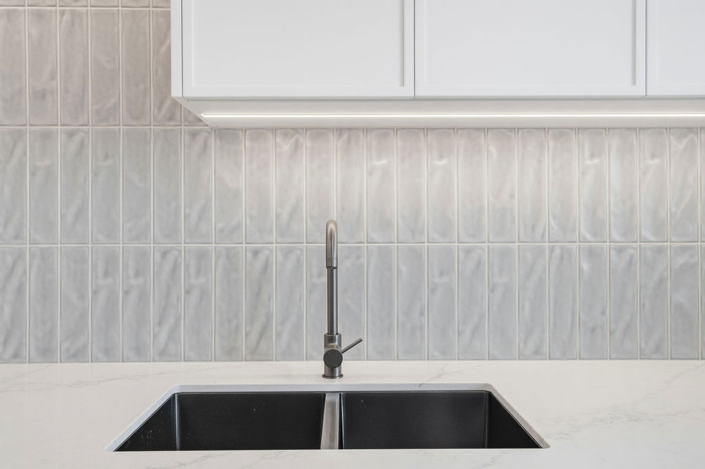 Laundry benchtop and storage